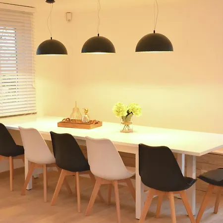 Superb With Garden In Serinchamps