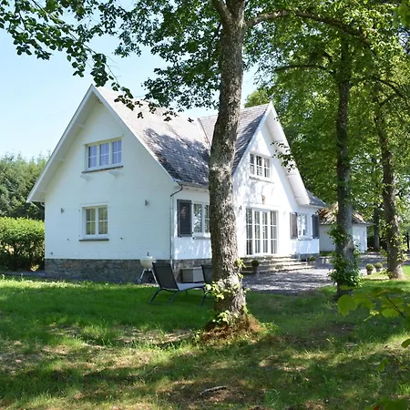 Hébergement de vacances Superb With Garden In Serinchamps
