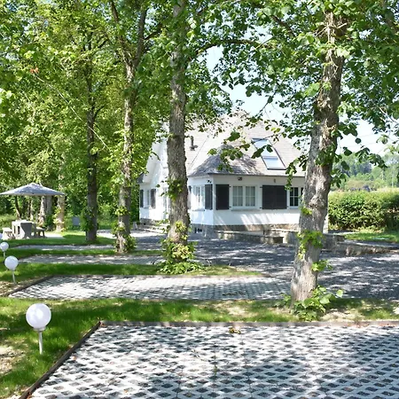 Hébergement de vacances Superb With Garden In
