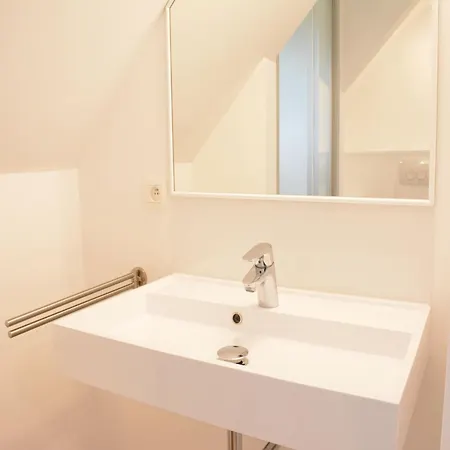 Superb With Garden In 펜션