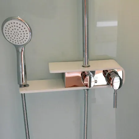 펜션 Superb With Garden In